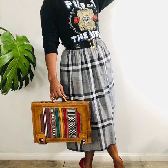 Vintage Evan Picone Navy and White Plaid Skirt 6 - Picture 2 of 3